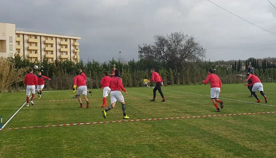 Molta palla nell'allenamento romano