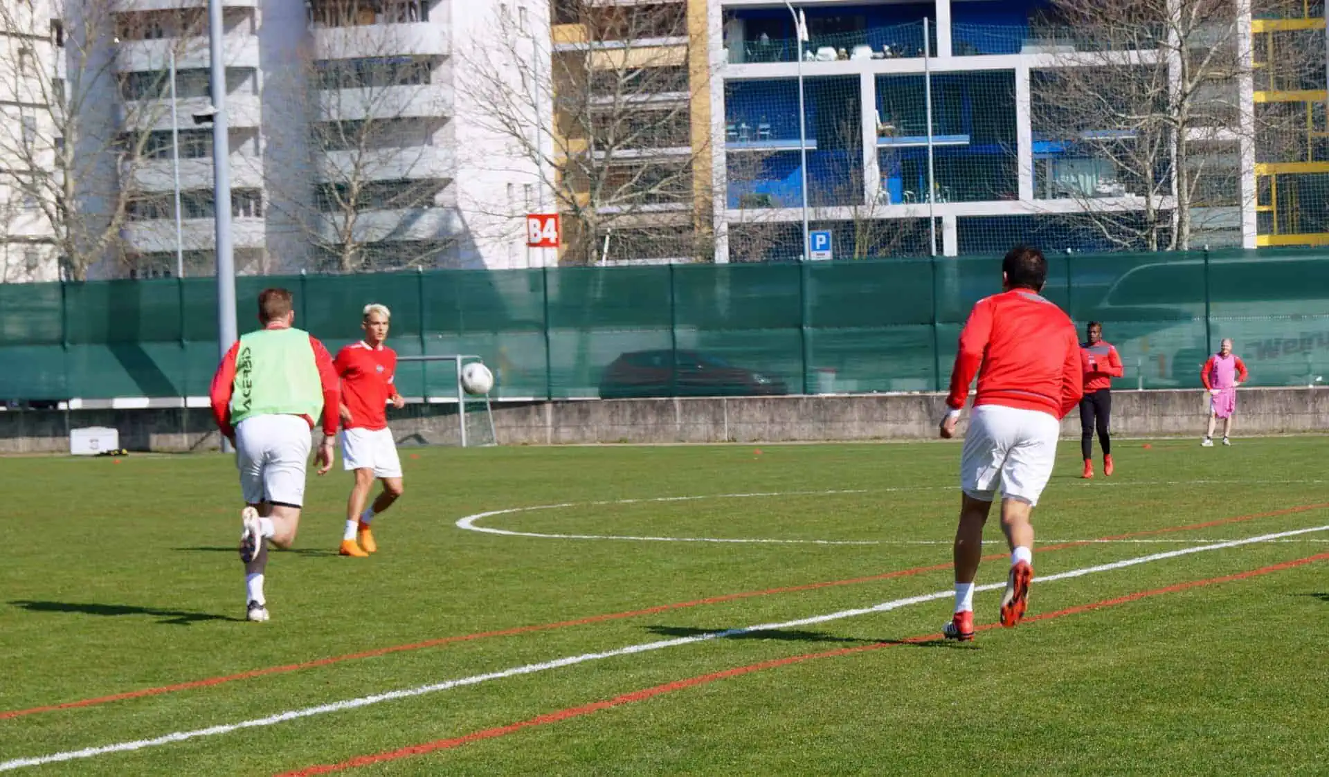 Allenamento il mattino e partitella interna il pomeriggio