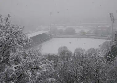 Stadio di Cornaredo con la neve