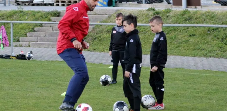 Celestini con i bianconeri di nove a