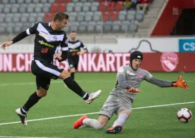 Thun-Lugano 1-0  (1-0)